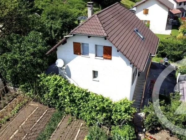 Maison 6 pièces 183 m²
