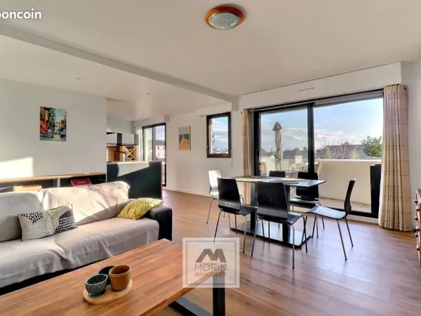 MERIGNAC proche centre et Tram, à vendre appartement de 62 m2 avec balcon et parking couvert