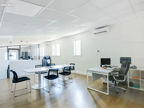 Location Bureaux 115m2