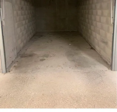 Garage à louer