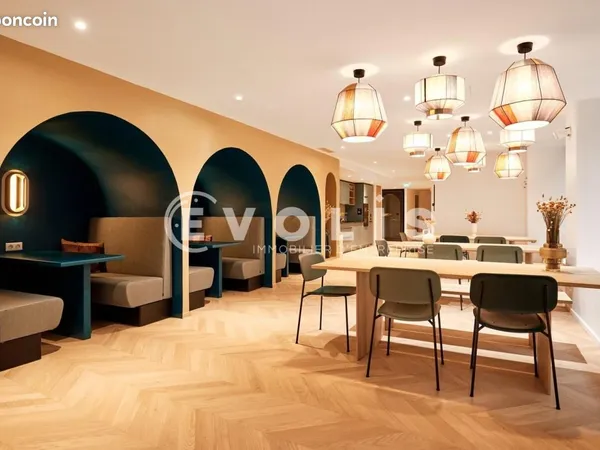 Bureaux 167 m²