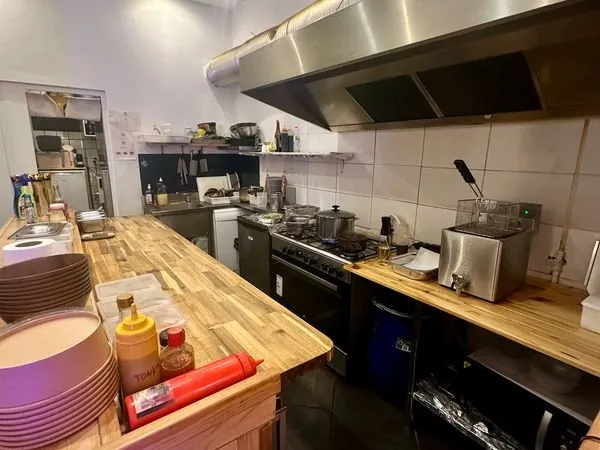 Restaurant à vendre - Bordeaux centre - extraction - loyer attractif