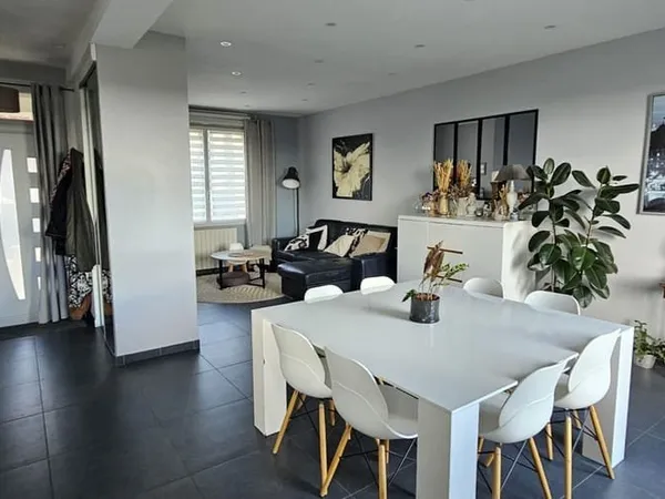 Maison 5 pièces 134 m²