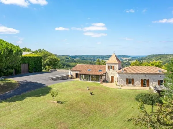 Maison en pierre à vendre en périphérie de Villeneuve-sur-Lot