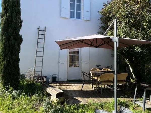 Maison traditionnelle LE CHATEAU D'OLERON - 5 pièces - 112 m²