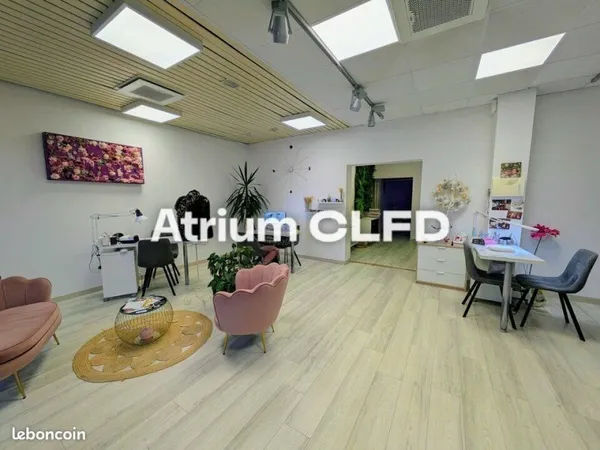 LOCAL COMMERCIAL 99 m² COURNON D'AUVERGNE