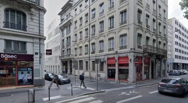 Local commercial 65 m²