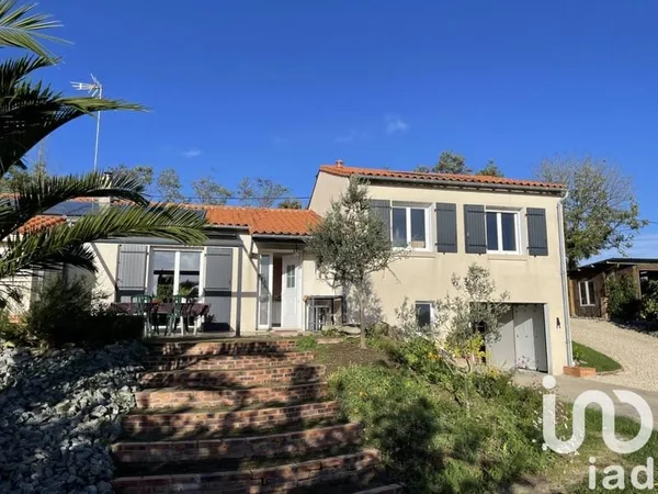 Maison de plain-pied 6 pièces 130 m²