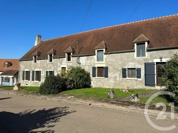 Maison 10 pièces 251 m²