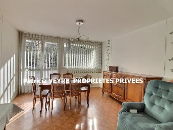 Saint-Étienne 42100 Quartier Bellevue Solaure Appartement 60 m² 2 chambres au 1er étage sur 8 avec a