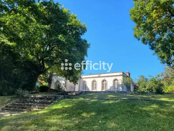 Propriété 6 pièces 190 m²