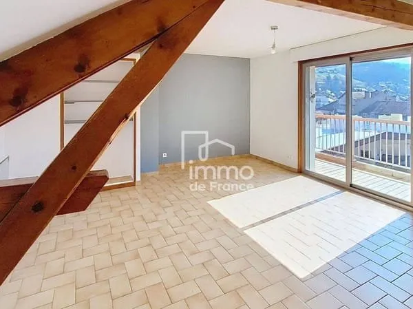 Triplex 3 pièces 63 m²