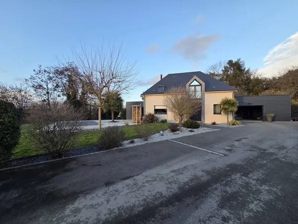 Villa 6 pièces 167 m²