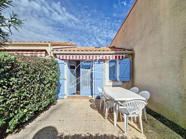Maison T2 mezzanine 28 m² terrasse parking