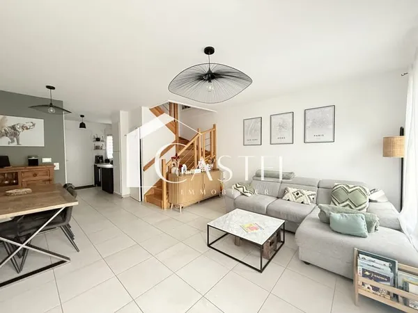 CENTRE VILLE - 5 PIECES - 4 CHAMBRES