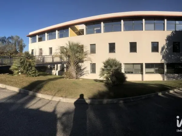 Bureaux 58 m²