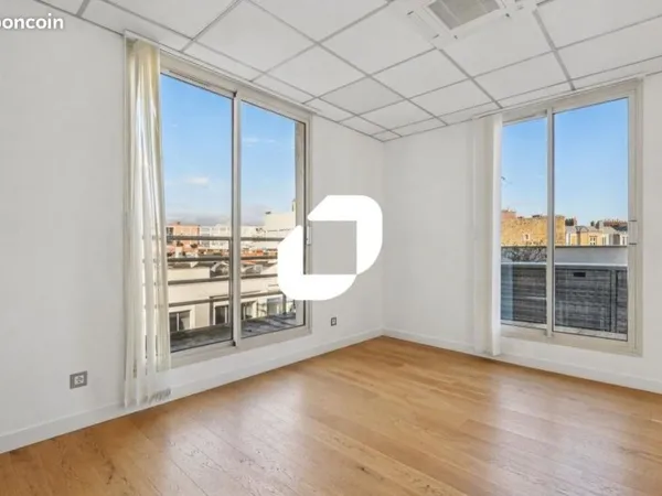 Bureaux 111 m²