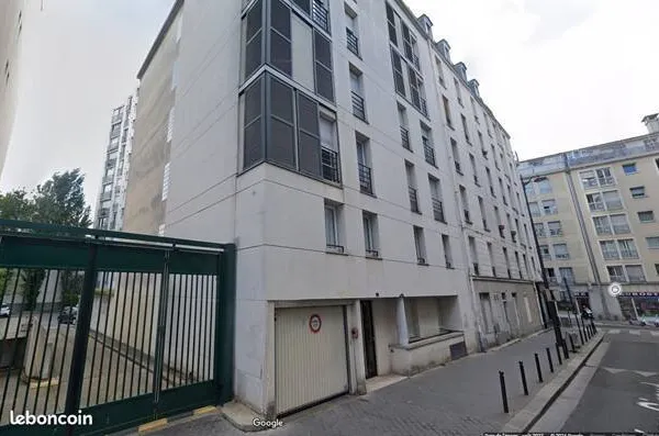 Parking 12 m²