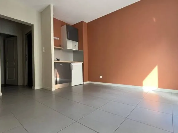 Studio 1 pièce 21 m²