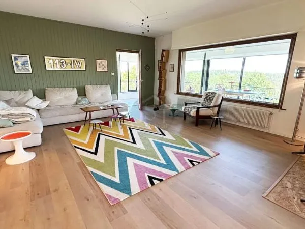 Maison 6 pièces 237 m²