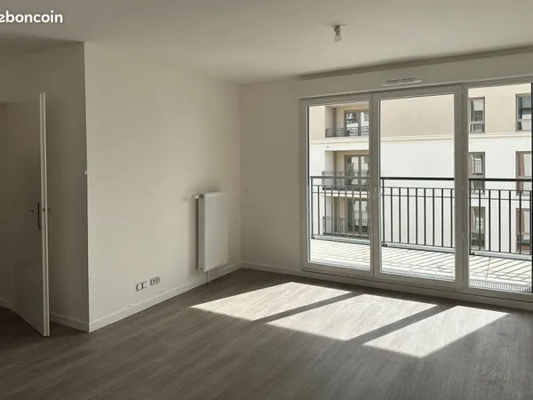 T3 récent 56m² + balcon 5m² + 2 parkings souterrain