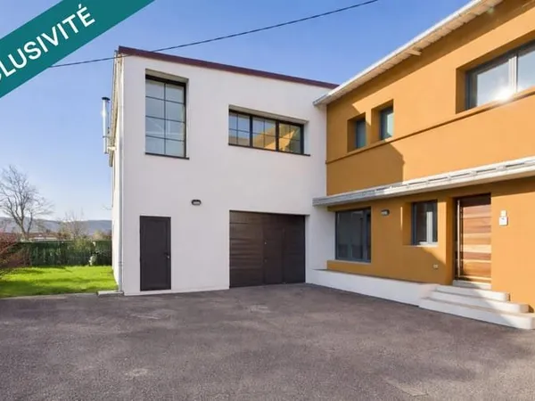 Ensemble immobilier Loft exception et grand garage