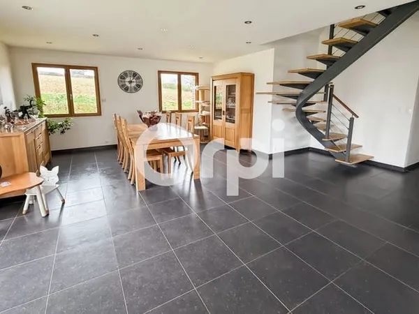 Maison 7 pièces 165 m²
