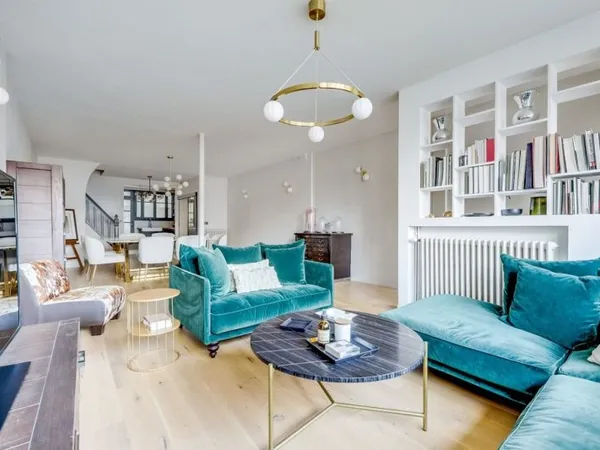 Maison de luxe 4 pièces 141 m²