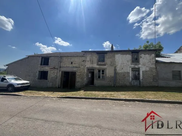 maison de village de type f6, 160 m2 sur un terrain de 2250