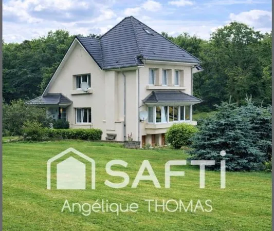 Élégante propriété en lisière de forêt