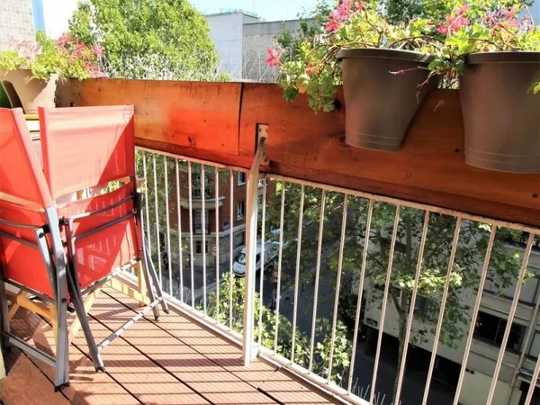 3 pièces traversant avec balcon