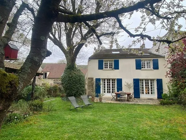 Maison 8 pièces 192 m²
