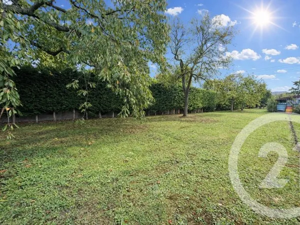 Terrain 690 m²