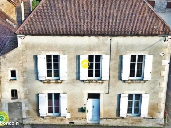 Maison 4 pièces 100 m²