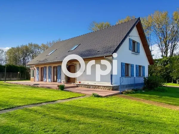 Maison 7 pièces 230 m²