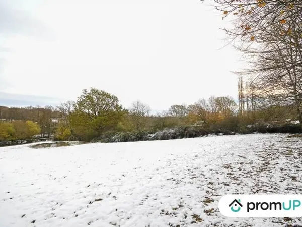 Terrain 6352 m²