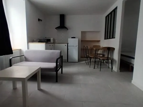 Studio 1 pièce 24 m²