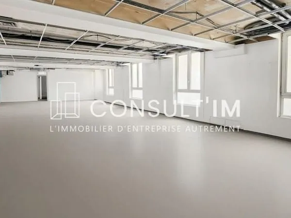 Local 470 m²