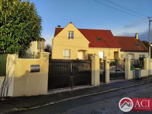 Maison PR CHAMBLY 6 pièce(s) 103 m2