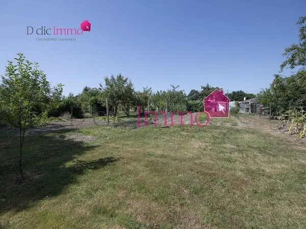Terrain 803 m²