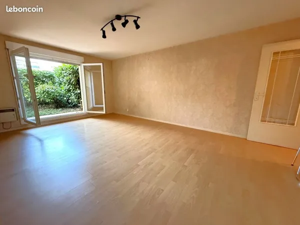 T2 RDC 49m² + DOUBLE JARDIN + PARKING