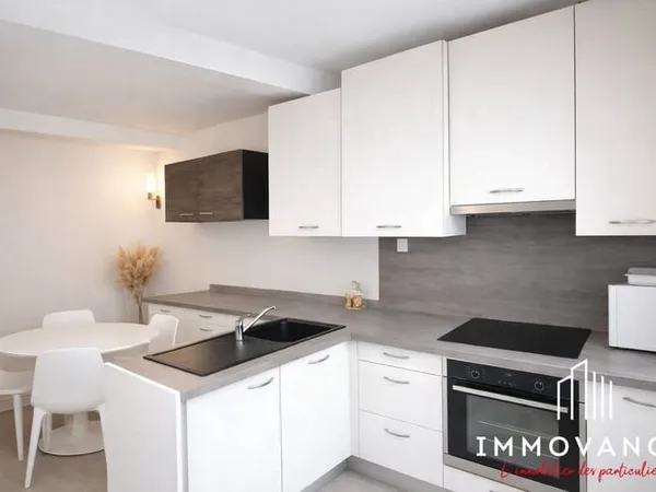 Maison au coeur de Mèze - 6 pièces - 91 m²
