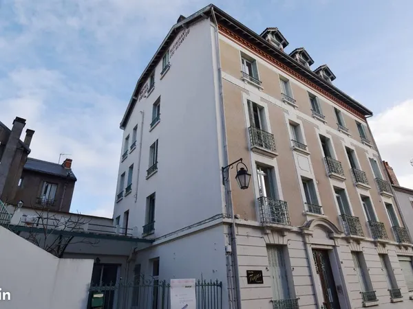 Immeuble 691 m²