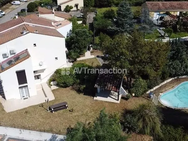 Maison 4 pièces 137 m²