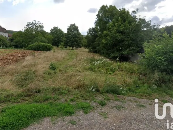 Terrain 1617 m²