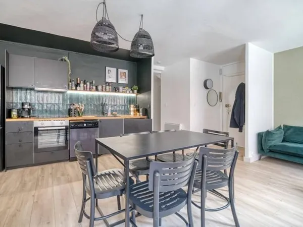 Appartement 4 pièces 87 m²