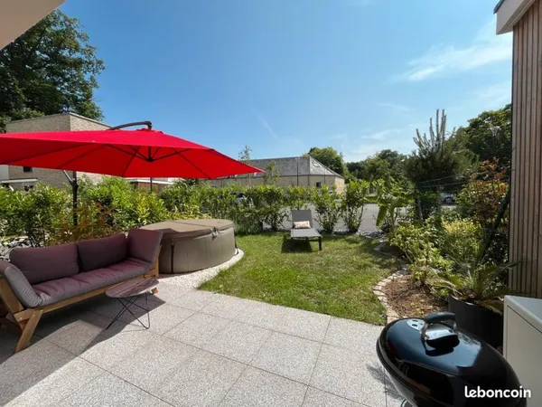 Maison / Appartement 3 pièces 75m2 - parking double