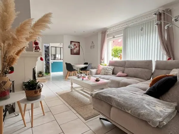 SARAN - ENSEMBLE IMMOBILIER - MAISON PRINCIPALE + LOGEMENT LOCATIF