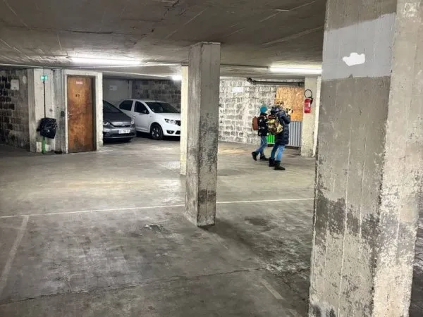 Parking 11 m²