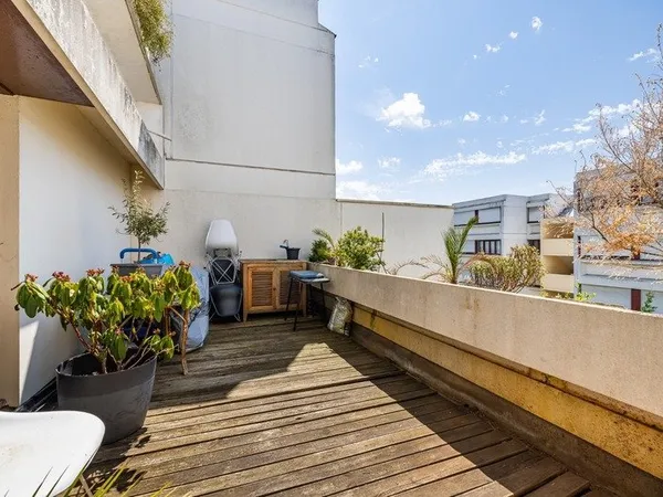 EVRY-COURCOURONNES (91000) - APPARTEMENT 4 PIECES - TRES LUMINEUX - TERRASSE